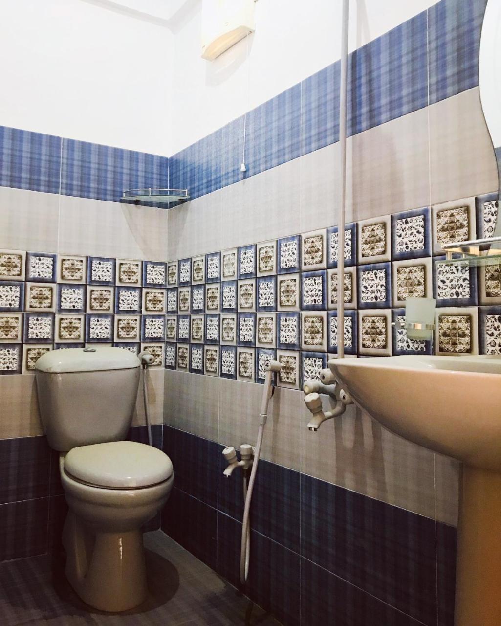 Hotel Second Home Karaczi Zewnętrze zdjęcie